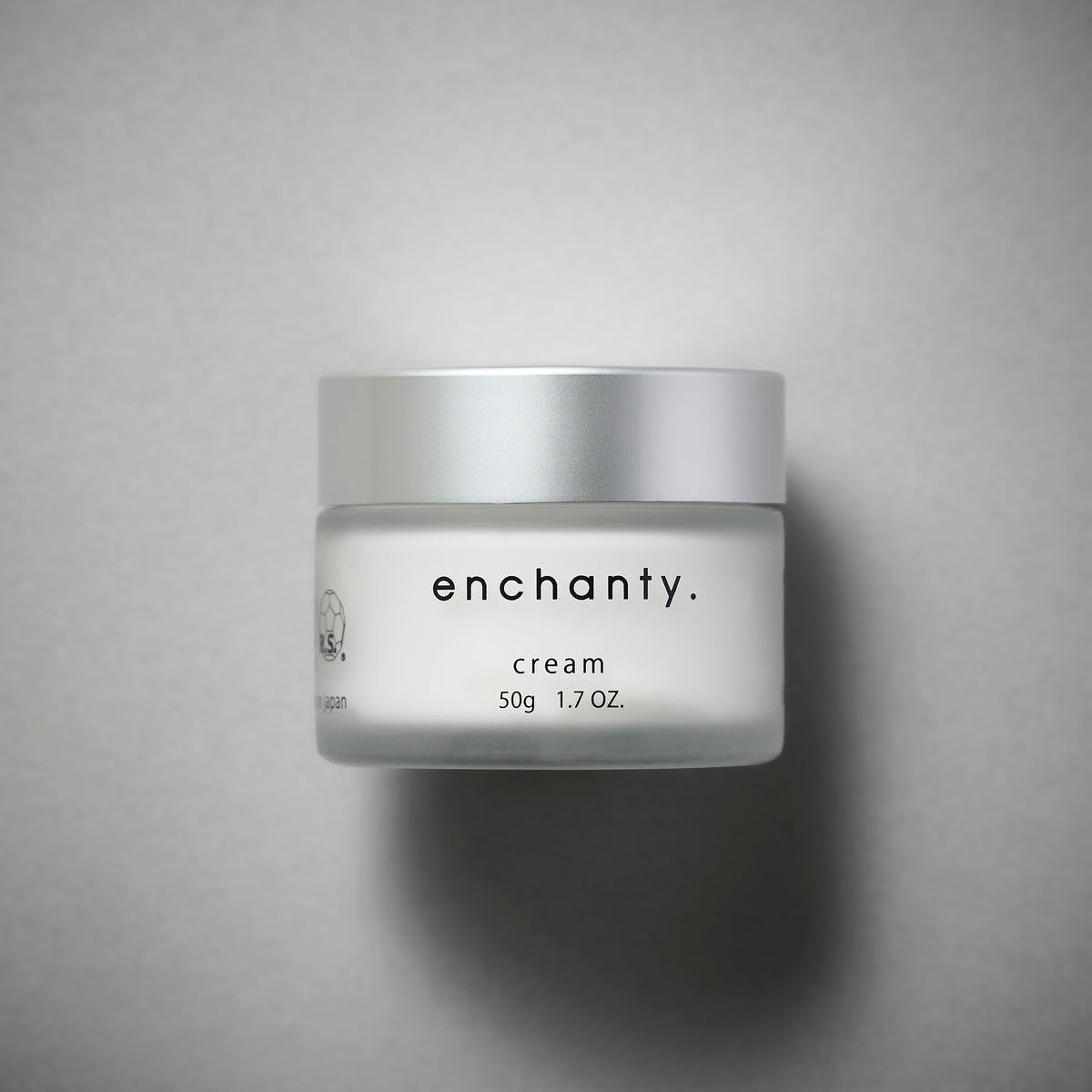 cream / クリーム – enchanty
